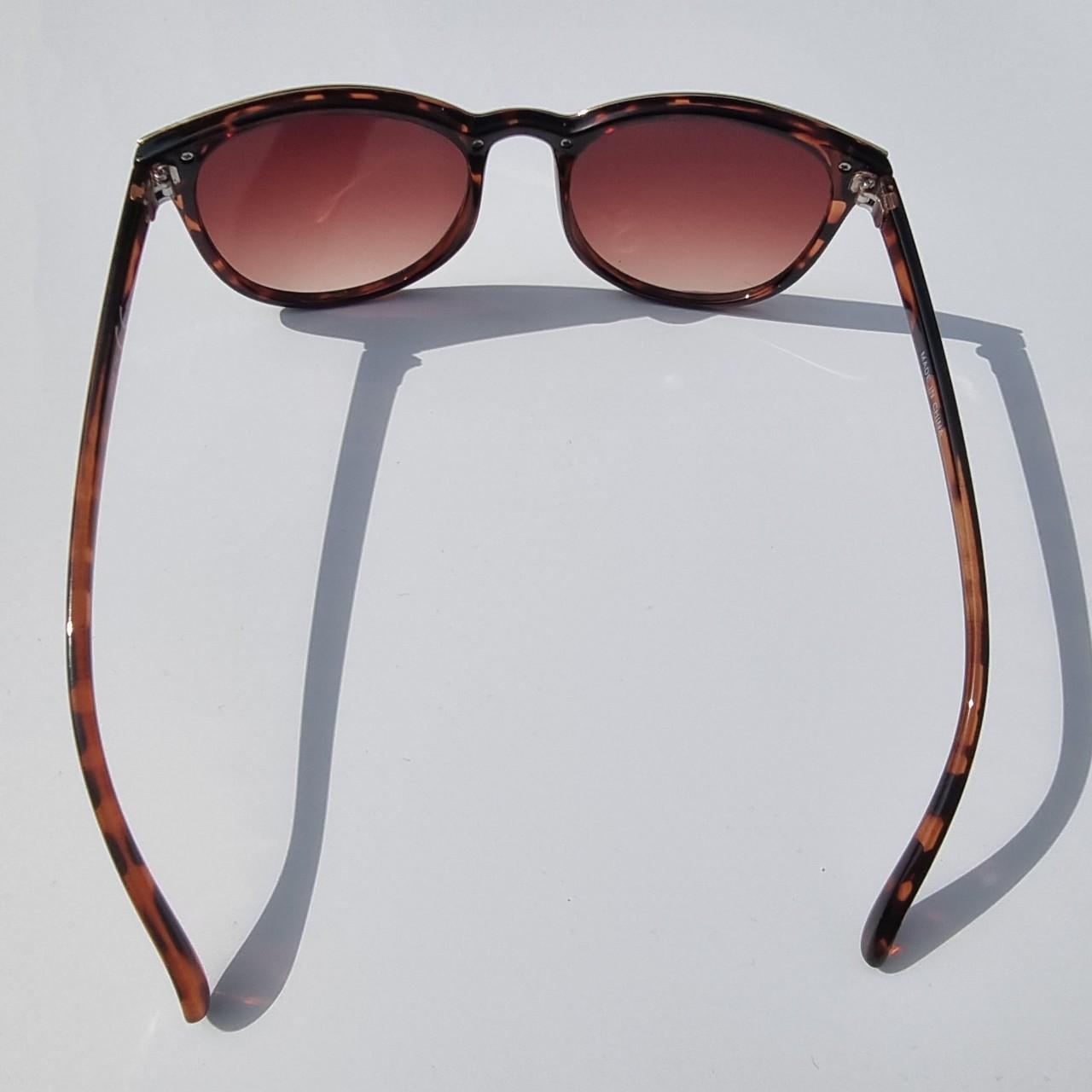 Women's Brown and Gold Sunglasses (3)