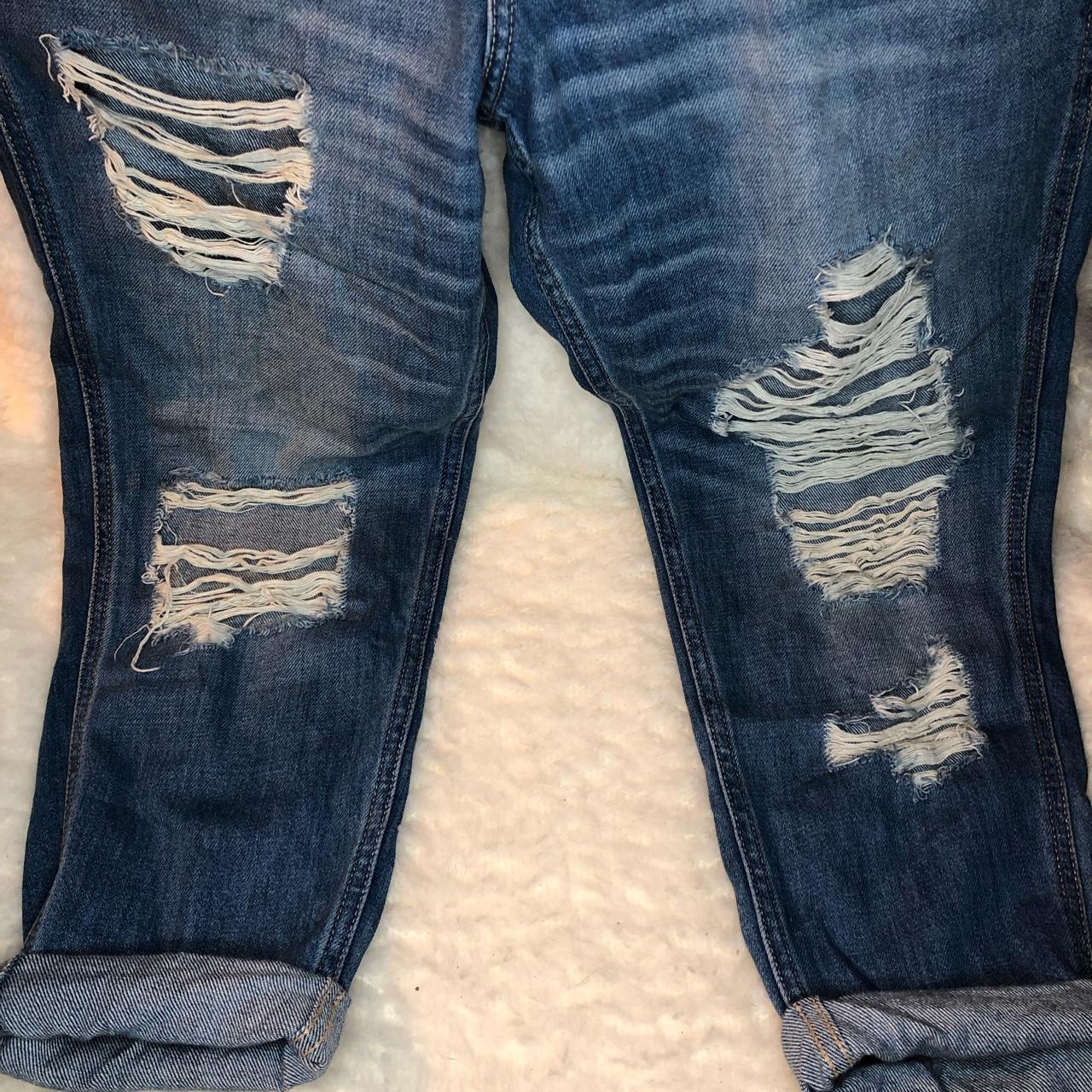 Hollister low rise boyfriend jeans. Size 9R Retails... - Depop