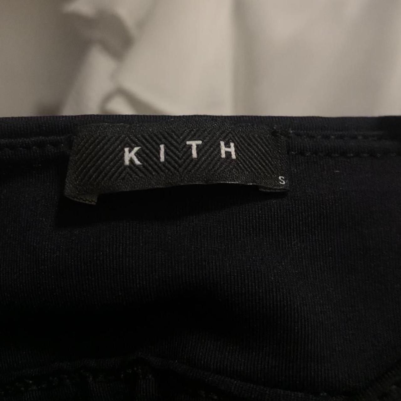 Kith Women's Tshirt Depop