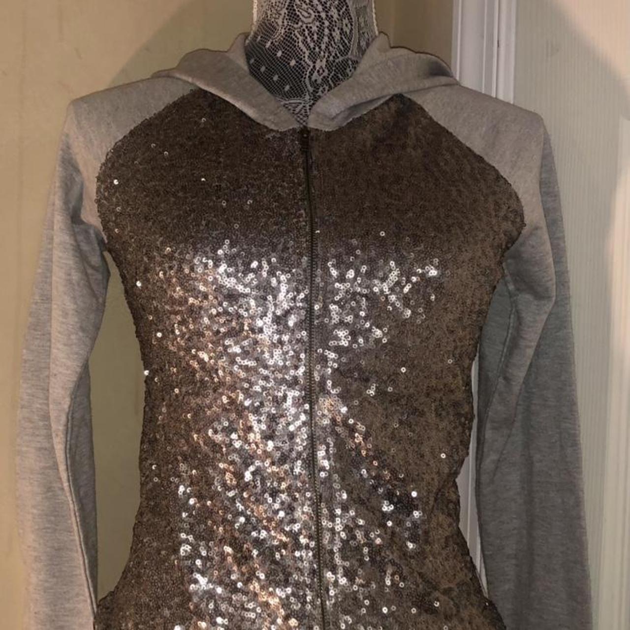 Delia's Women's Silver and Grey Hoodie
