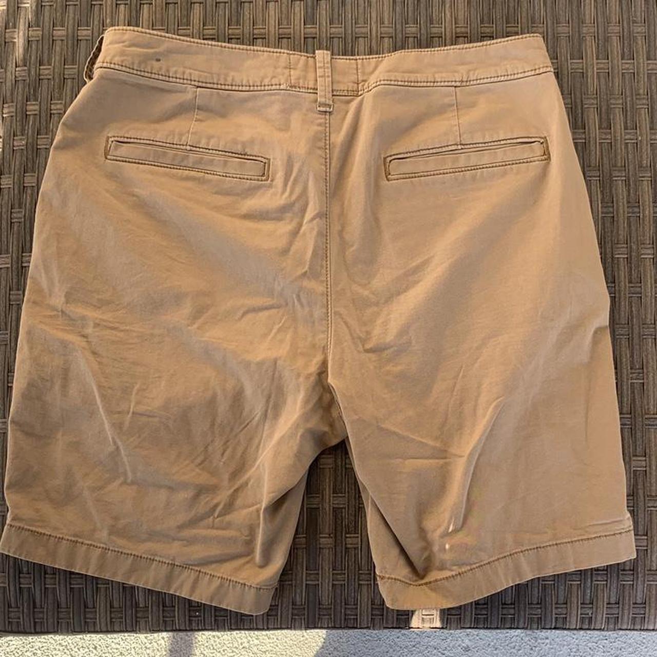 Men’s flat front khaki shorts from Hollister Size... Depop
