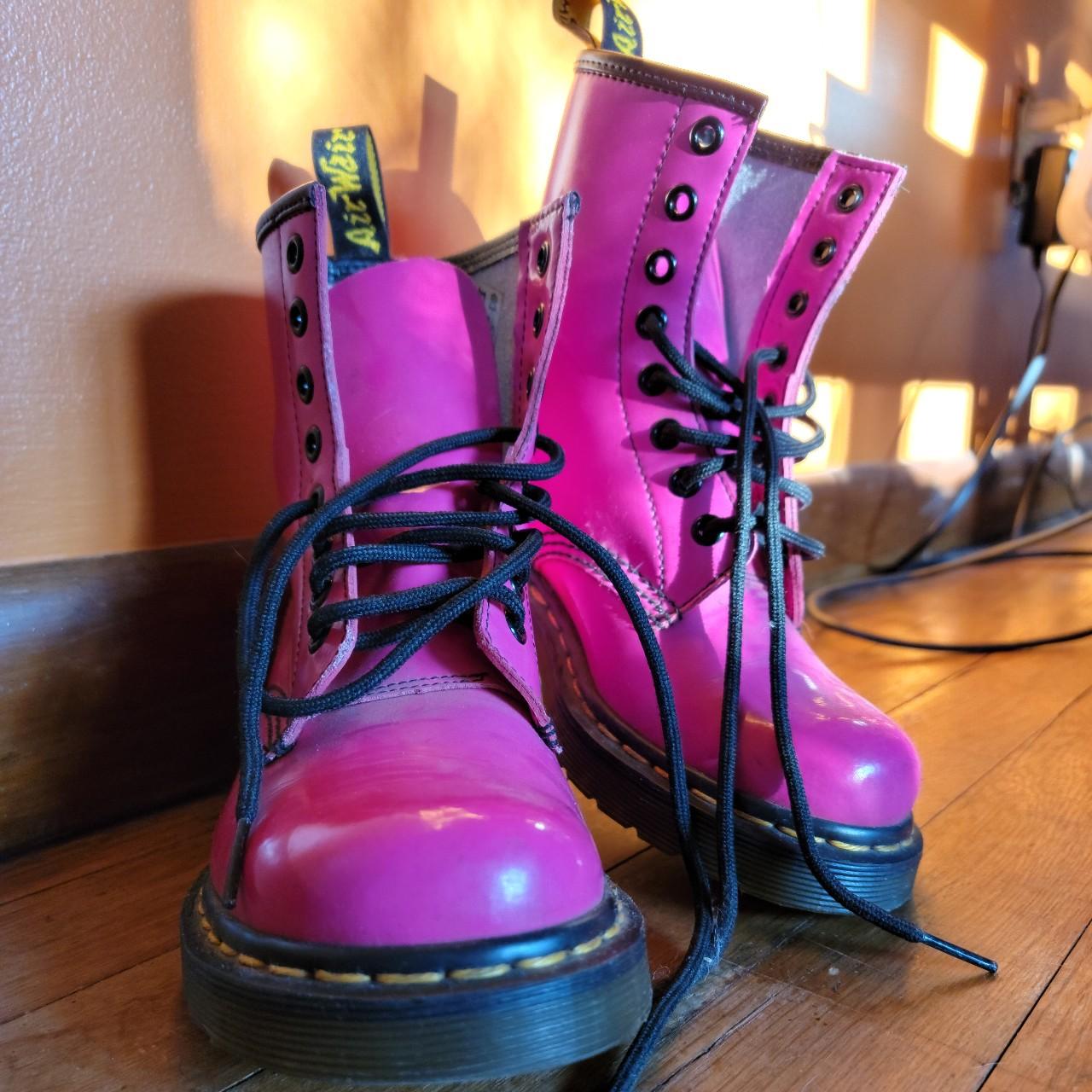 Pink patent dr martens deals