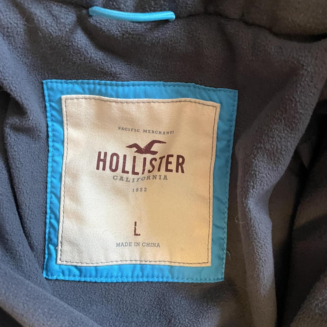 Hollister Co. Women's Grey Coat | Depop