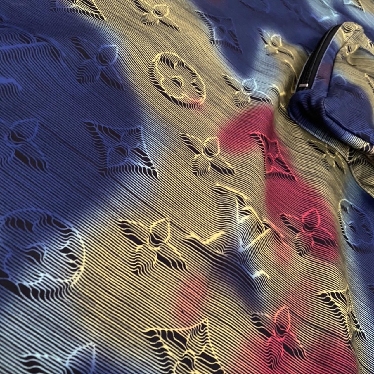 Meek Mill Styling In A Louis Vuitton Shirt, Belt & Sunglasses