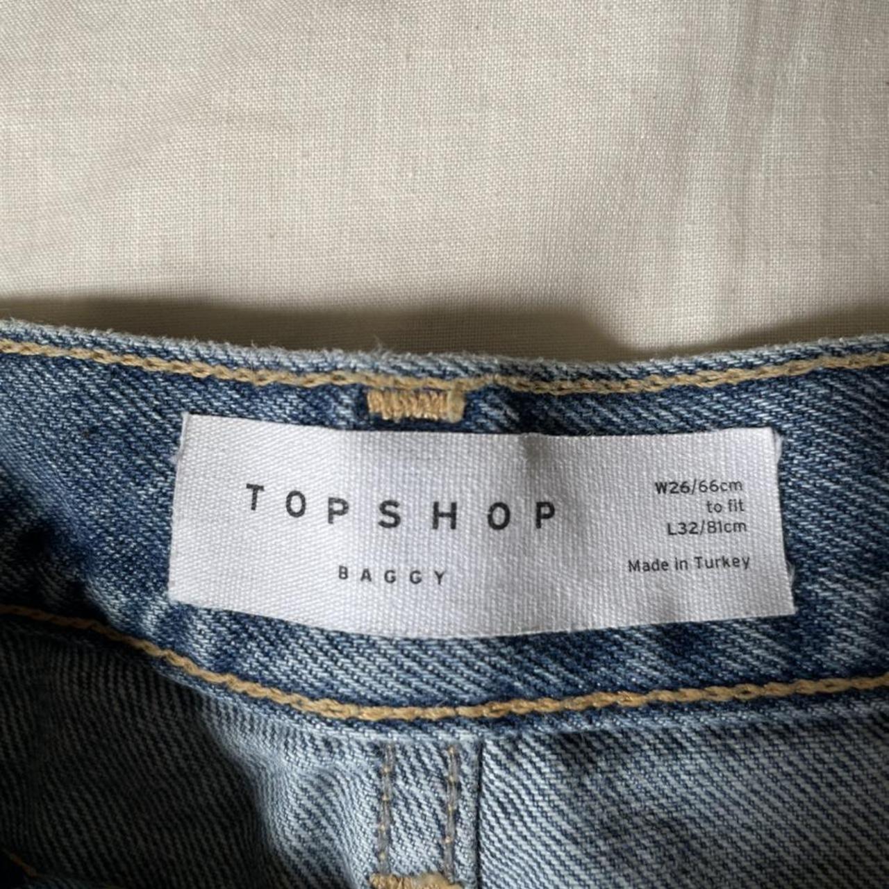 the-line-in-the-middle-is-just-from-these-jeans-depop