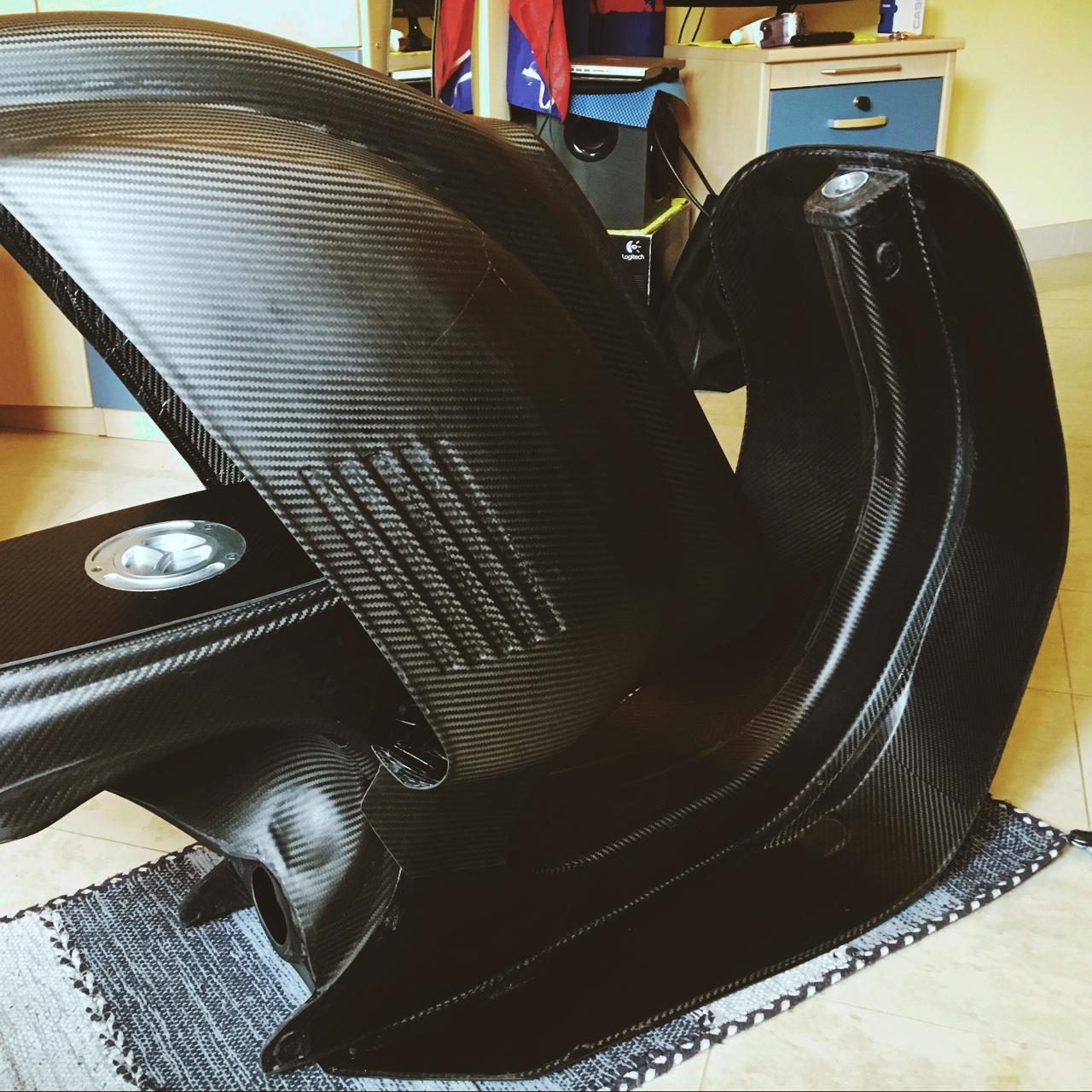 Monoscocca in vera fibra di Depop