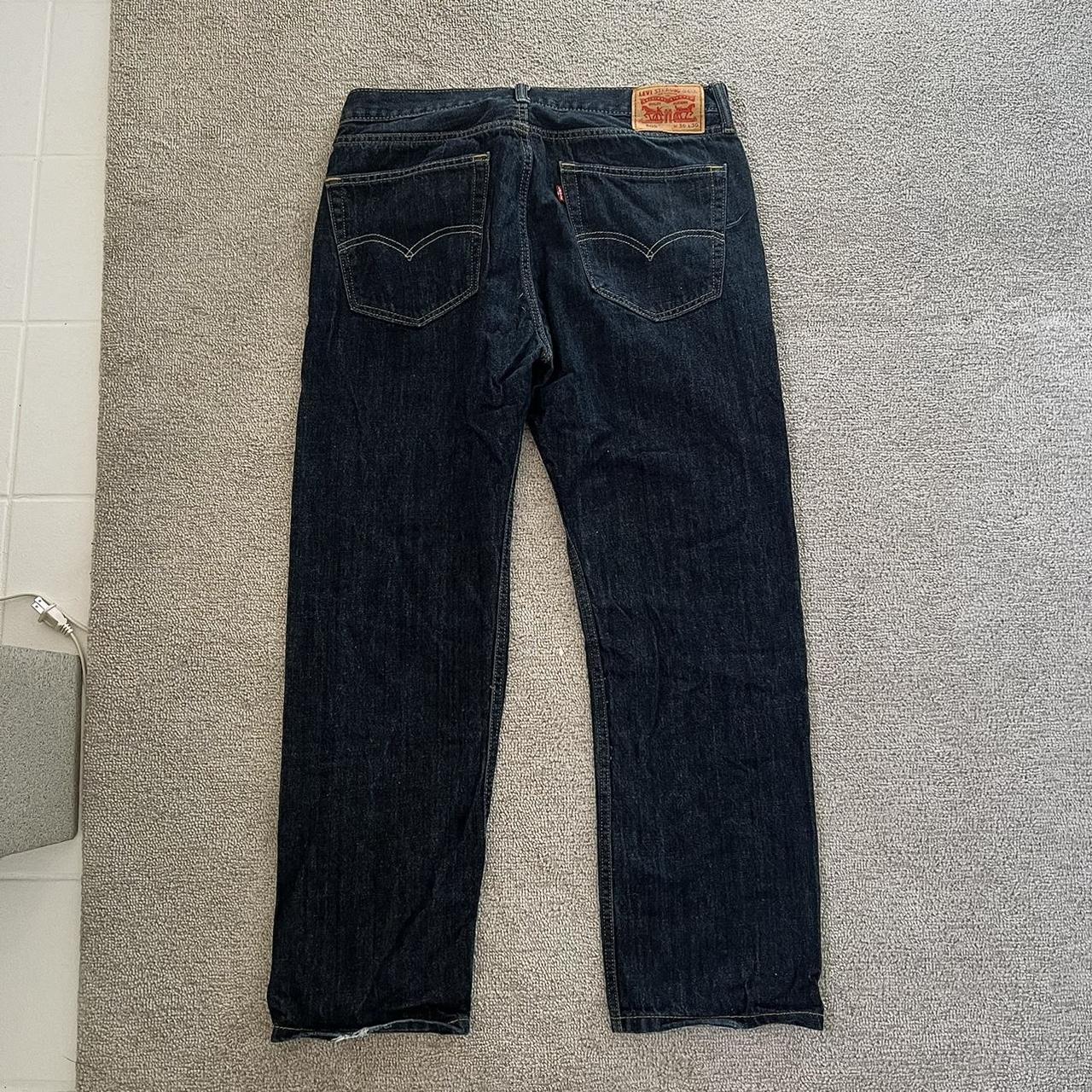 36x30 levis