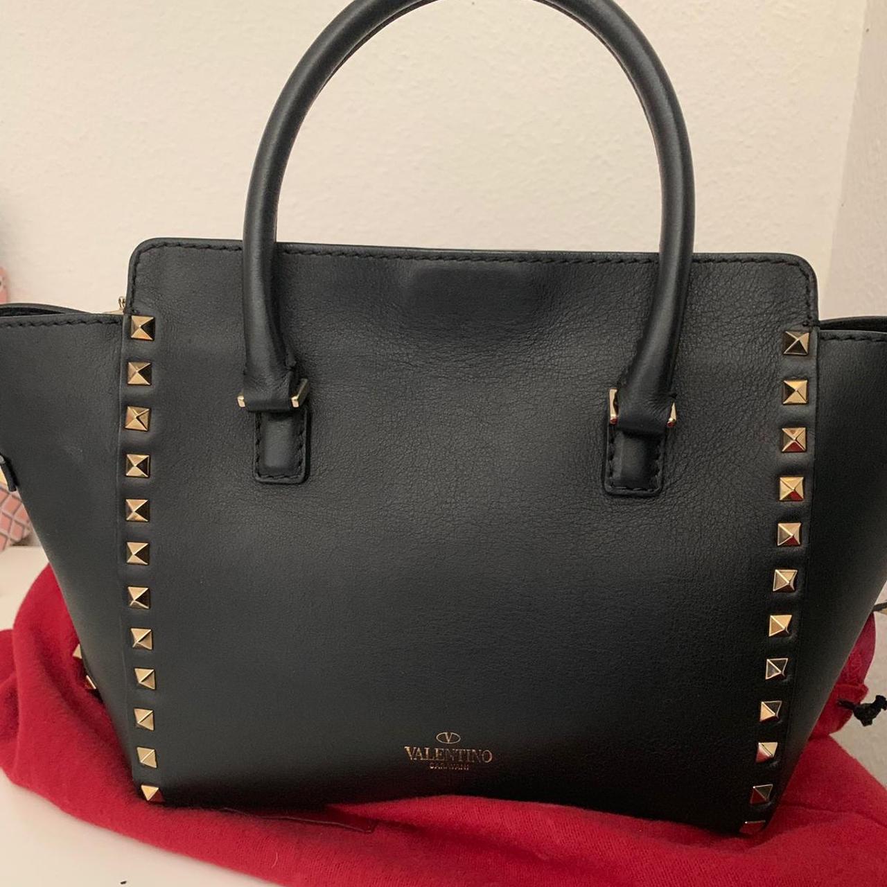 Valentino tote bag Barely used Looking for a quick - Depop