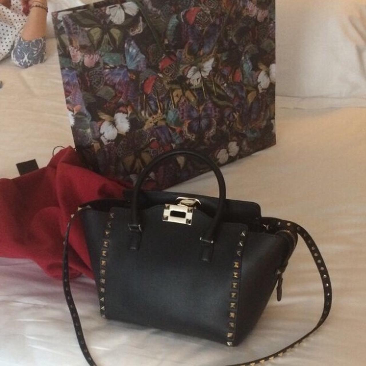 Valentino tote bag Barely used Looking for a quick - Depop