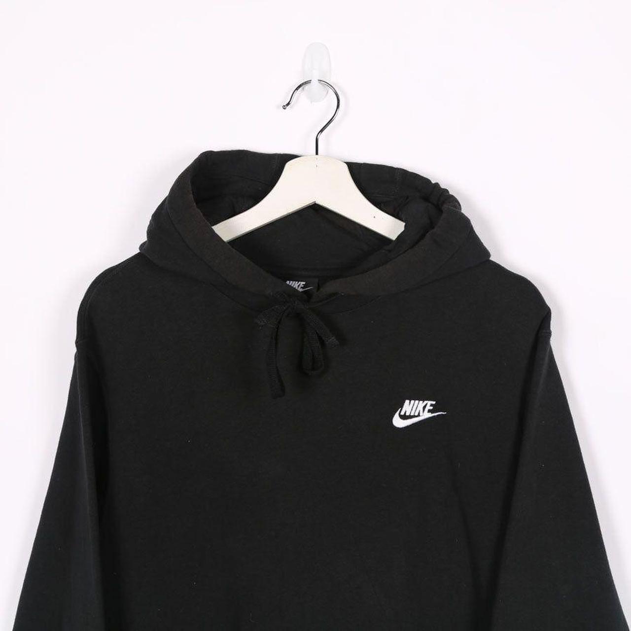 black nike hoodie with strings