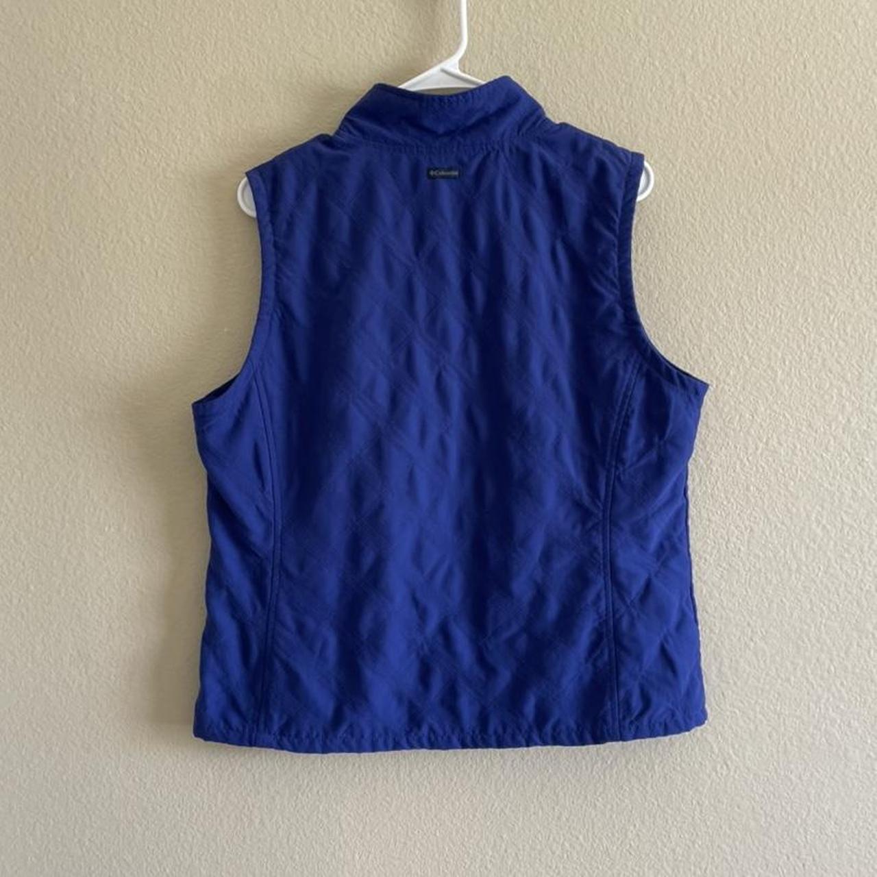 Vintage Blue Columbia Vest Womens large. Barely... - Depop