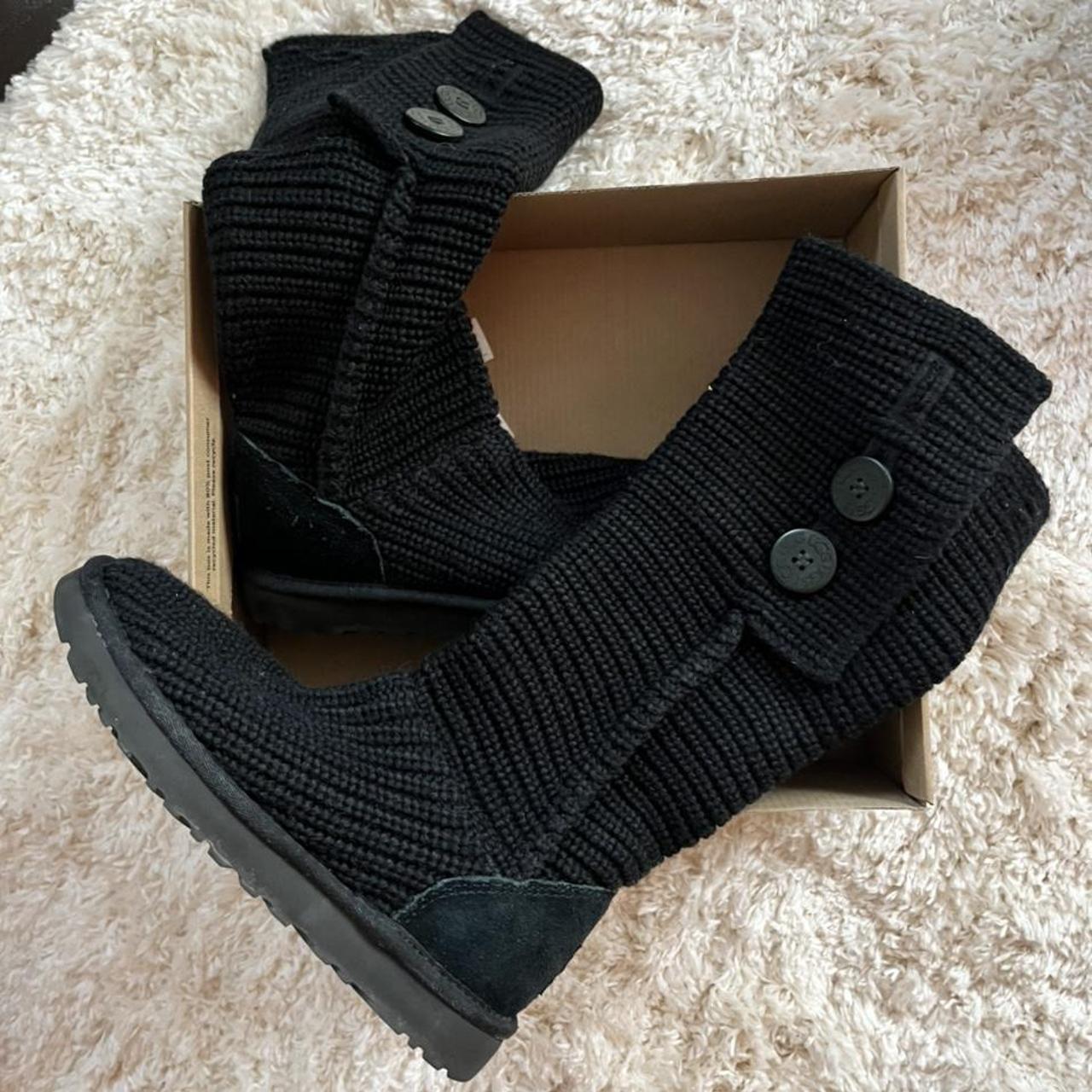 Ugg on sale cardy black