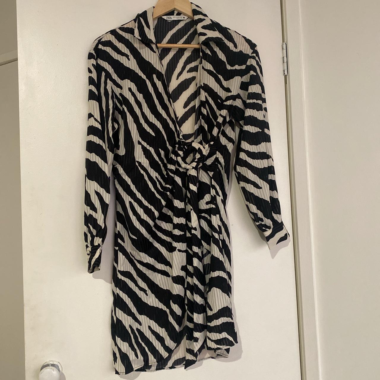 Zara zebra wrap dress Similar to rat and boa Fit... Depop