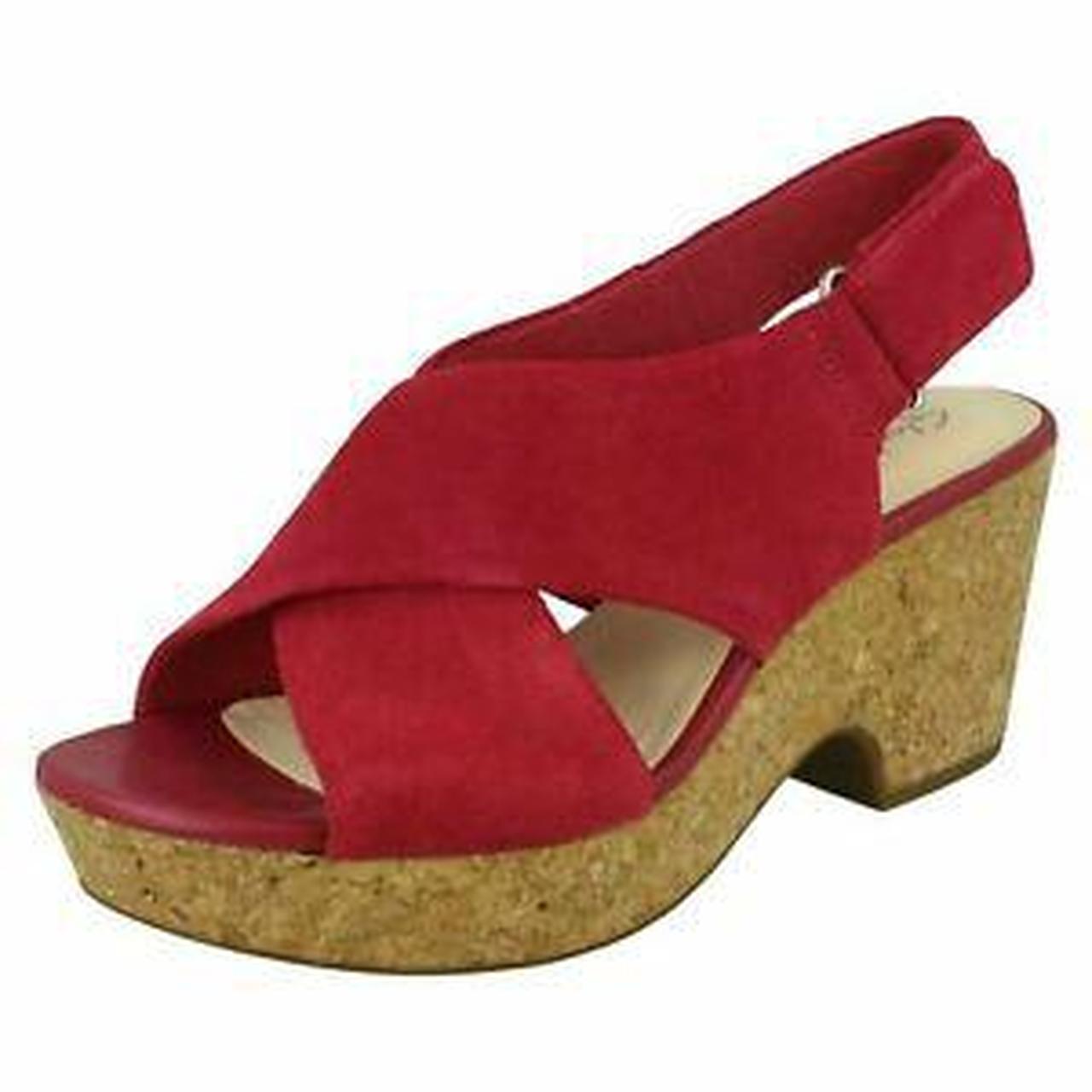 clarks suede sandals