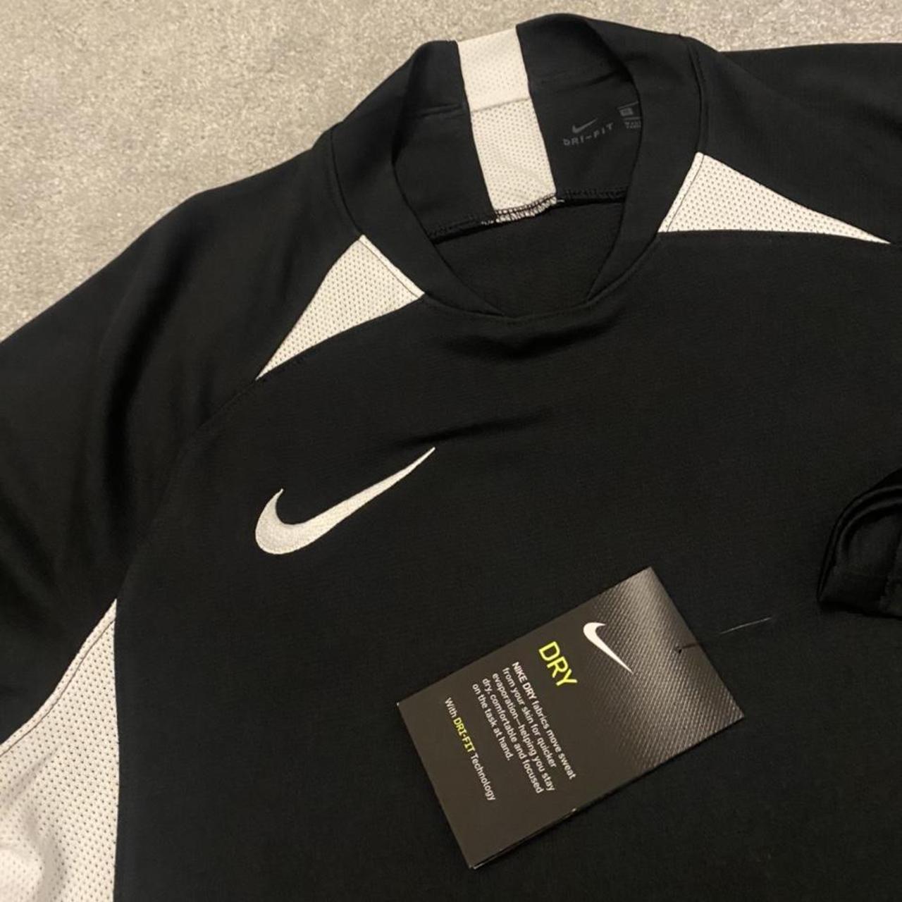 mens nike shirts academy