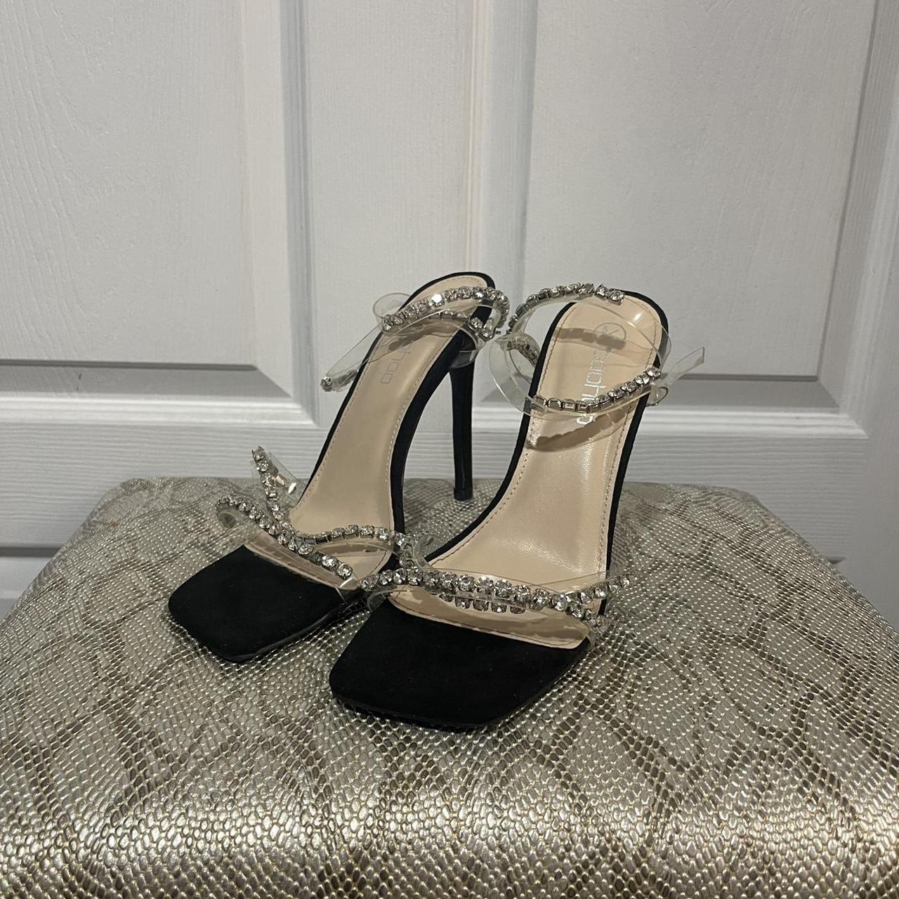 Boohoo Women's Black Sandals Depop