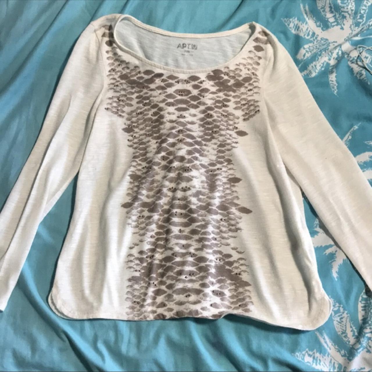 PETITE XS Only worn a couple times. Has some... Depop