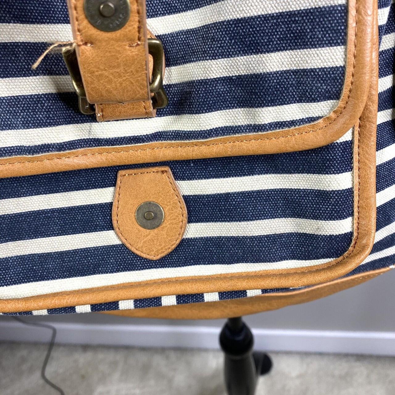 Pottery Barn Teen Northfield Navy stripe XL... Depop