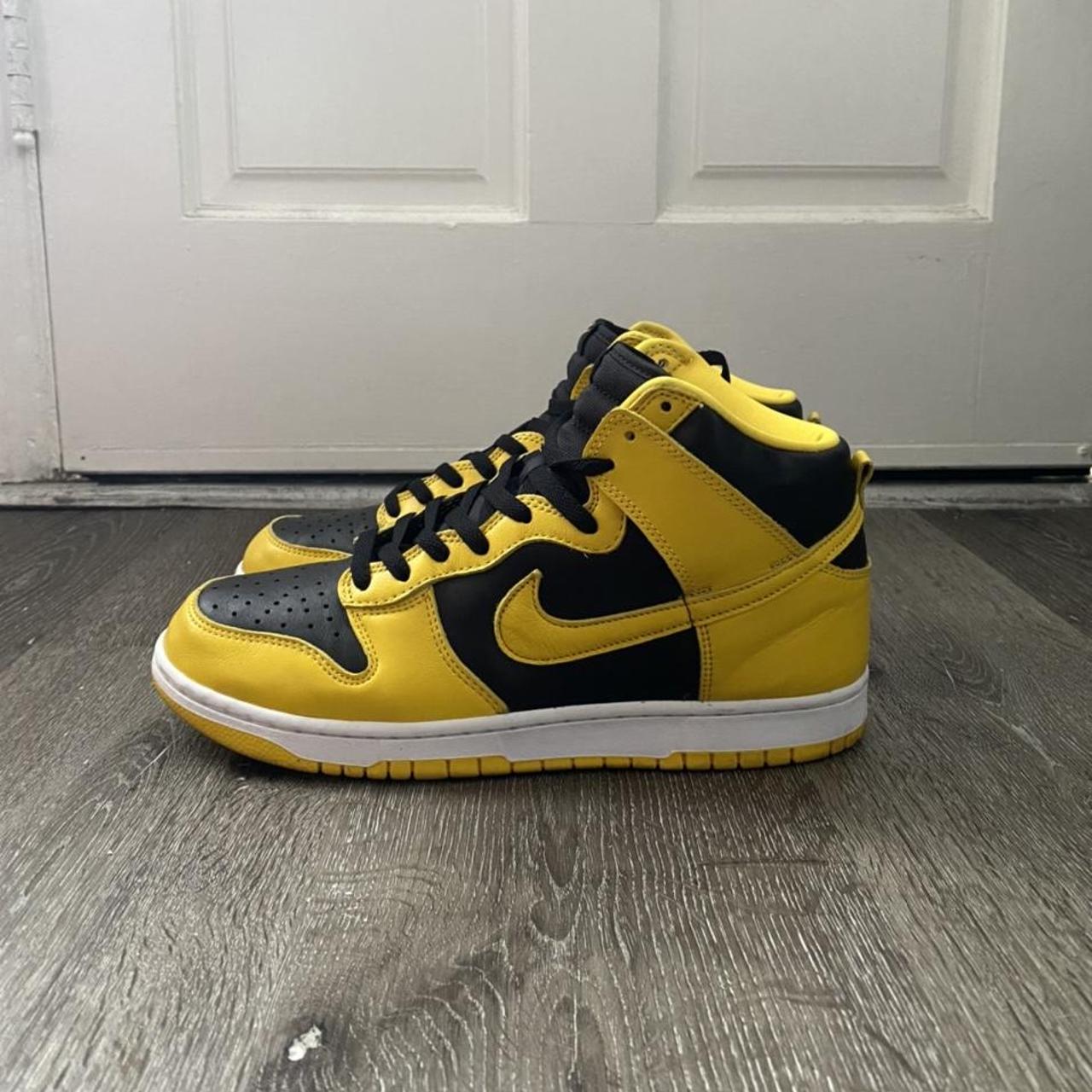 all yellow nike basketball shoes