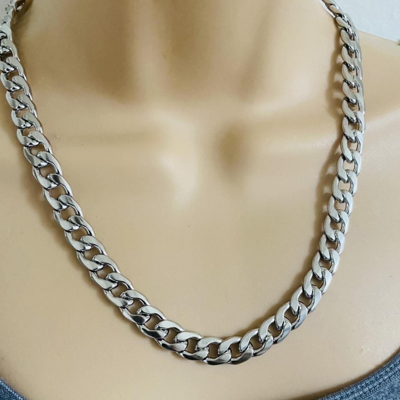 Curb Chain Necklace. Men Silver Thick Cuban Curb... - Depop