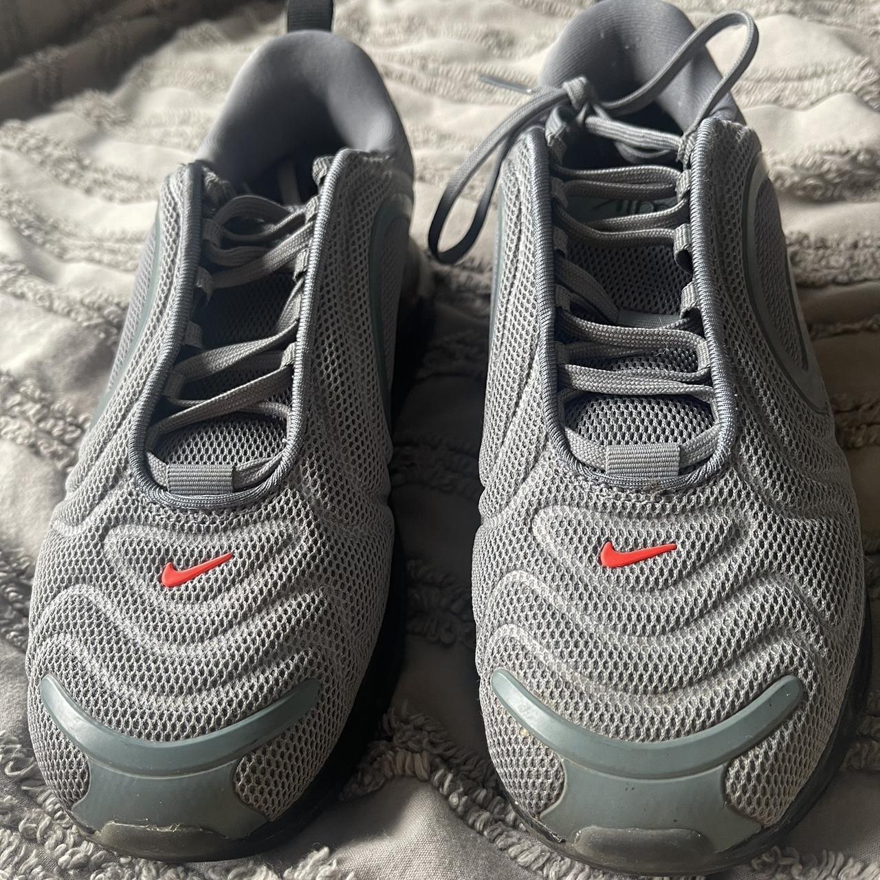 720s nike grey