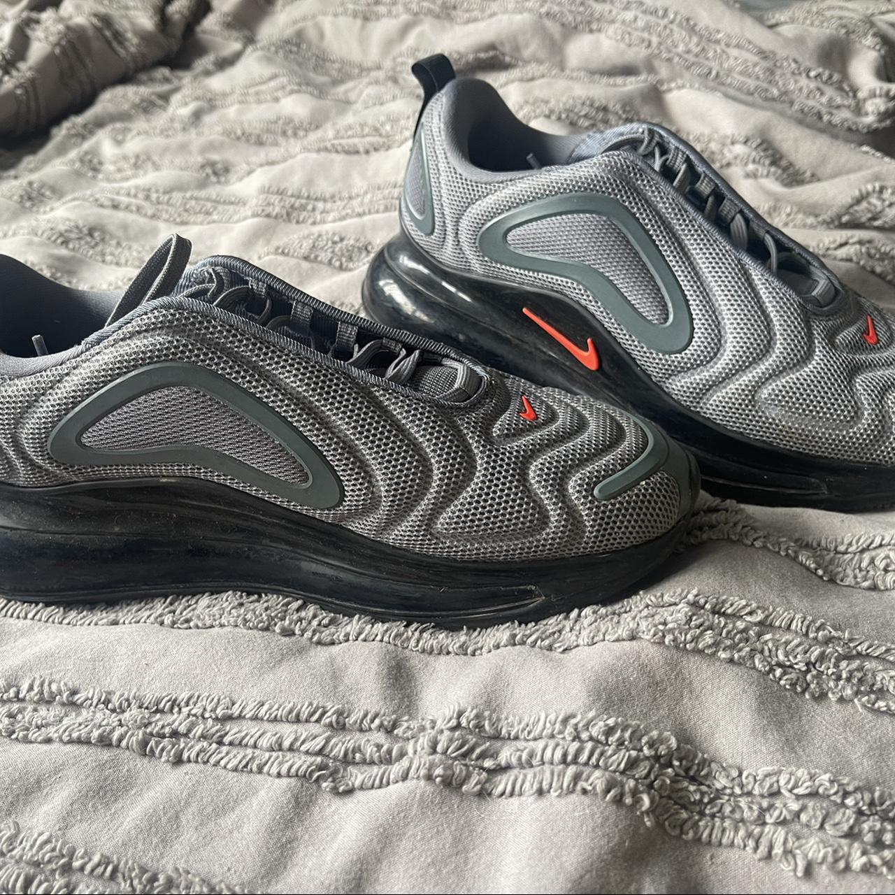 ladies nike air max 720