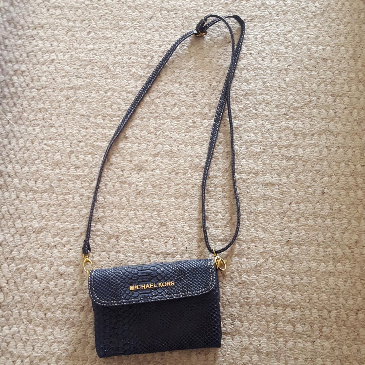 FAKE MICHAEL KORS BAG SIDEBAG Thought it was genuine