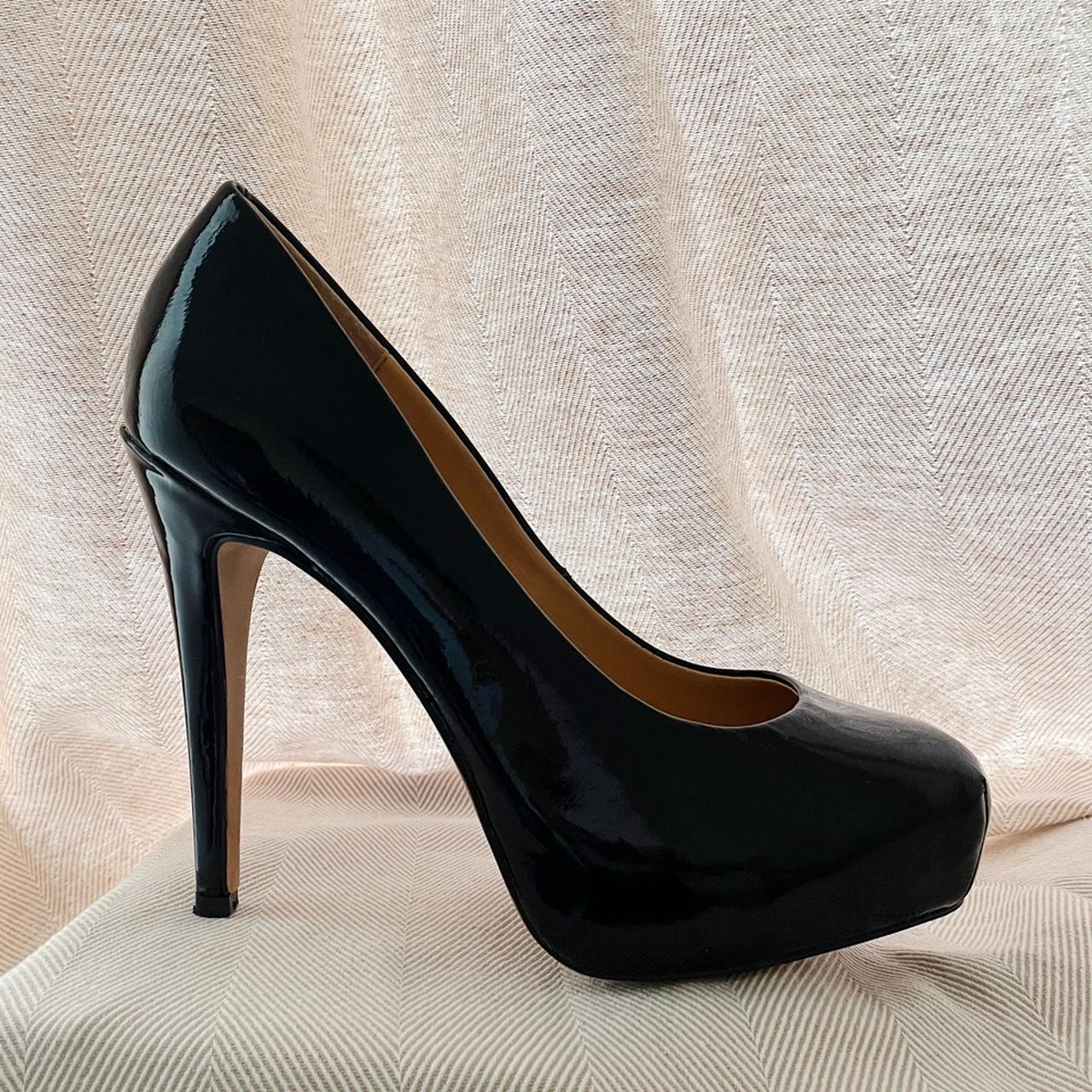 Dolce Vita Women's Black Courts