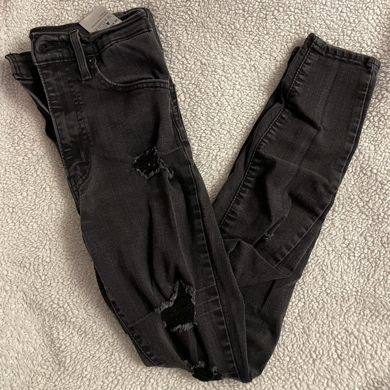 Levi black skinny jeans Size 27 No flaws Super... - Depop