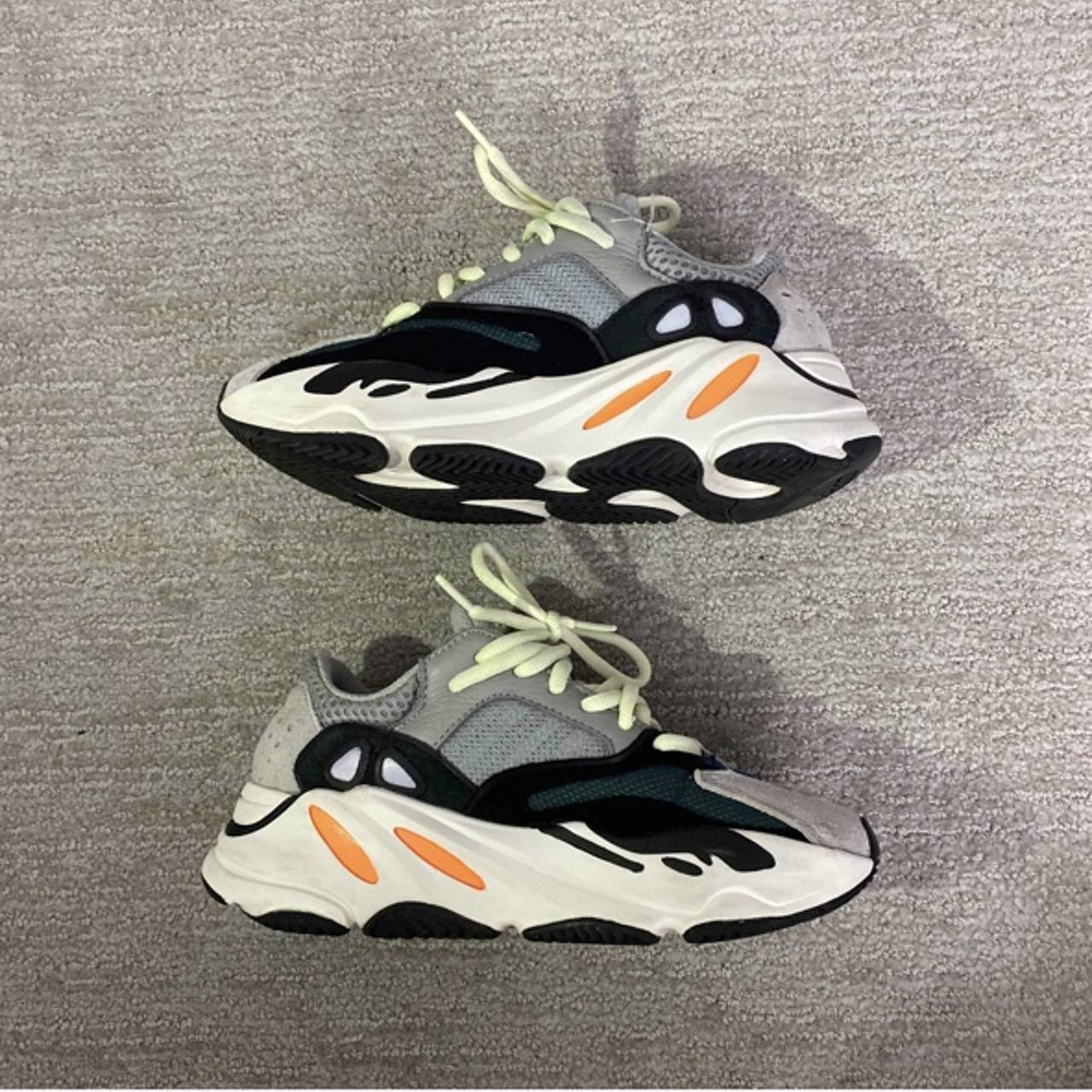 Depop hot sale yeezy 700