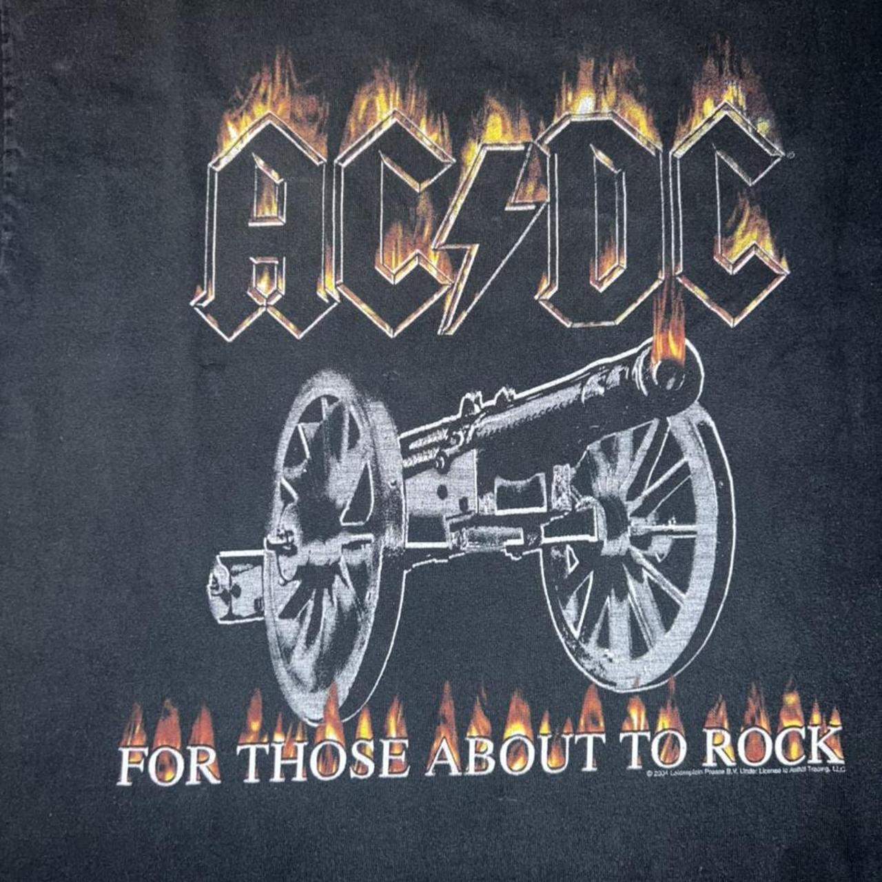 Vintage 2004 AC/DC band tee Size L on the alstyle... - Depop