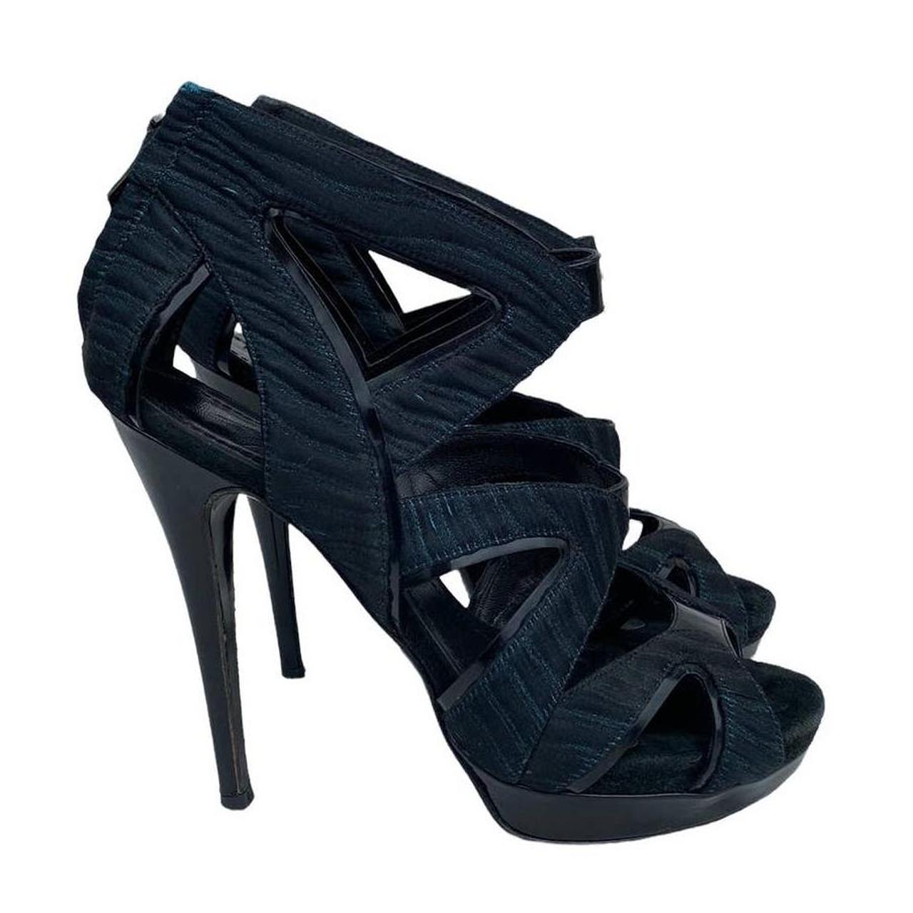 Aperlai Women's Black and Green Courts (3)