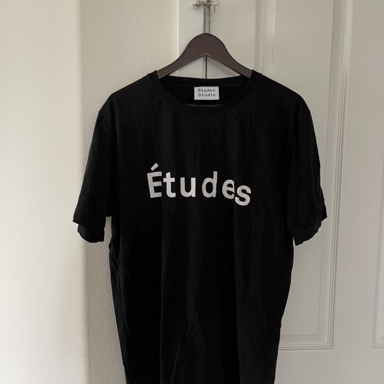 Études Men's Black and White T-shirt