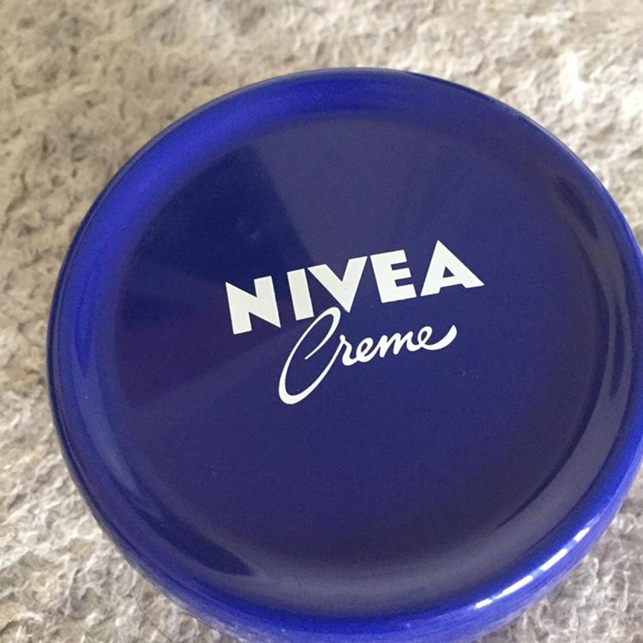 Nivea moisturiser 200ml #nivea - Depop