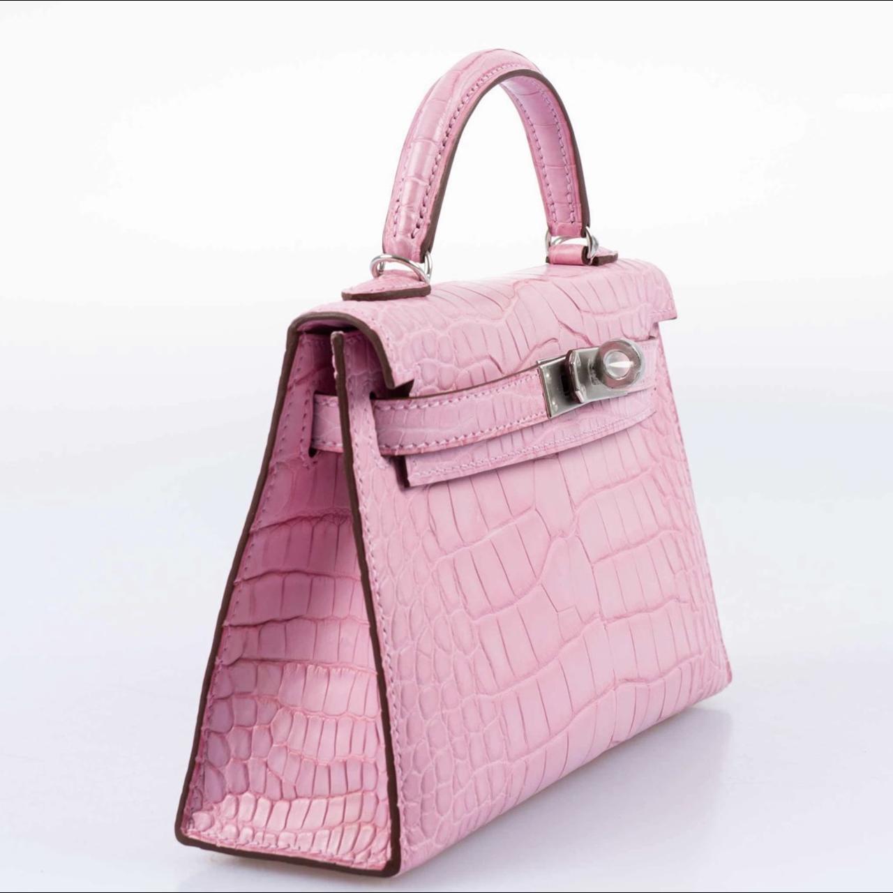Hermès Birkin 25 in Pink  Birkin 25, Hermes birkin 25, Togo leather