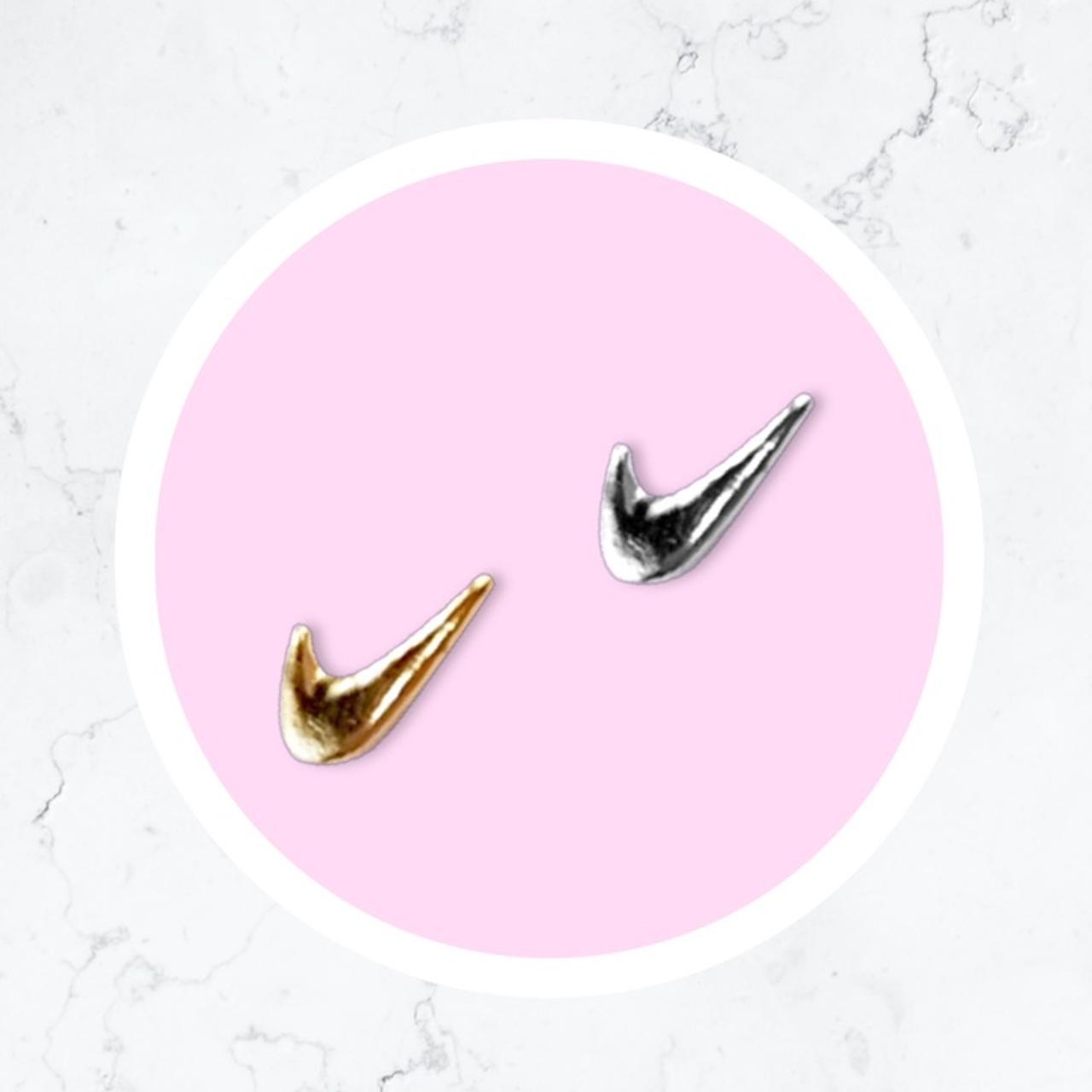 Nike Swoosh 18ct white gold tooth gem Depop