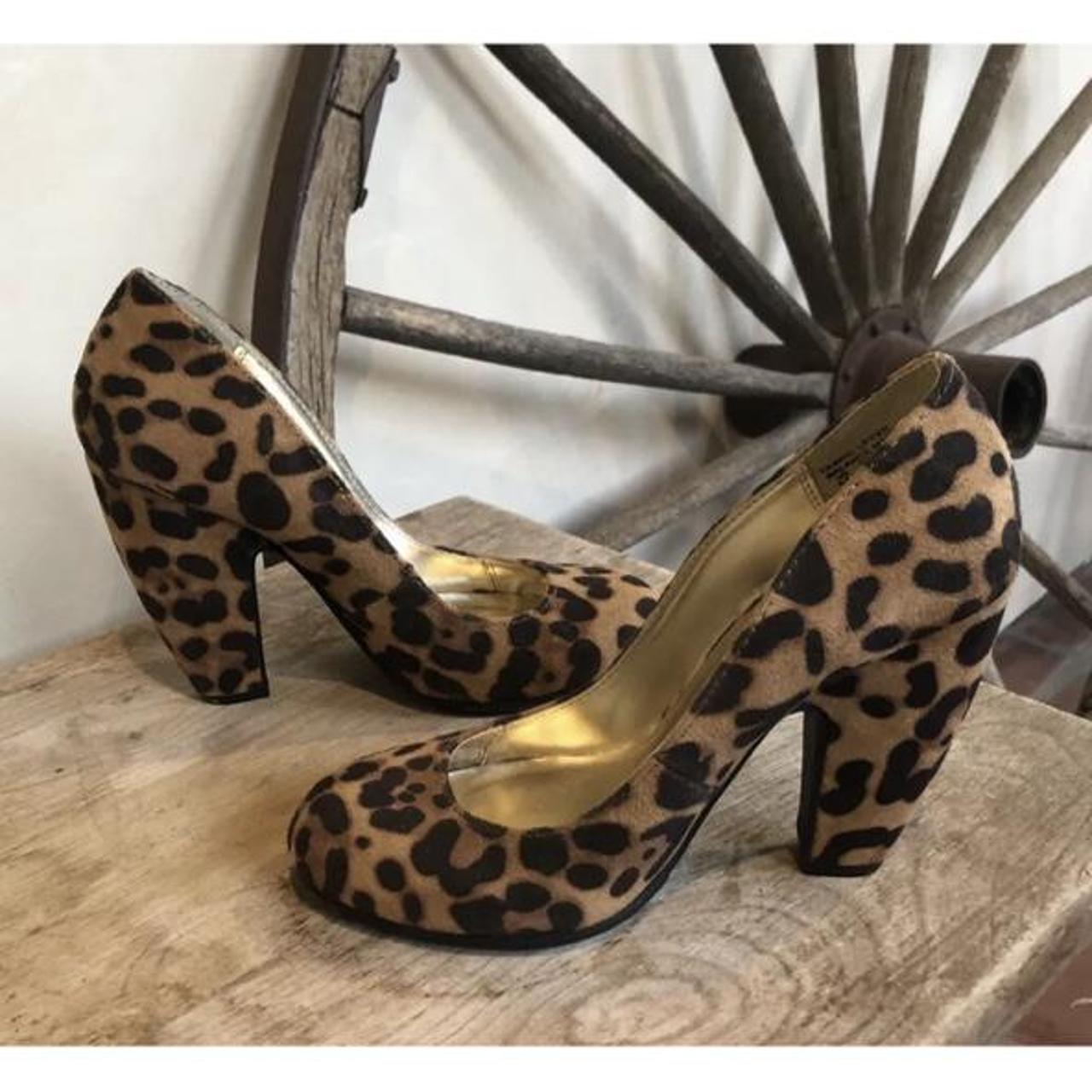 BONGO “Gracie” Cute Black & Tan Leopard Print Pump... - Depop