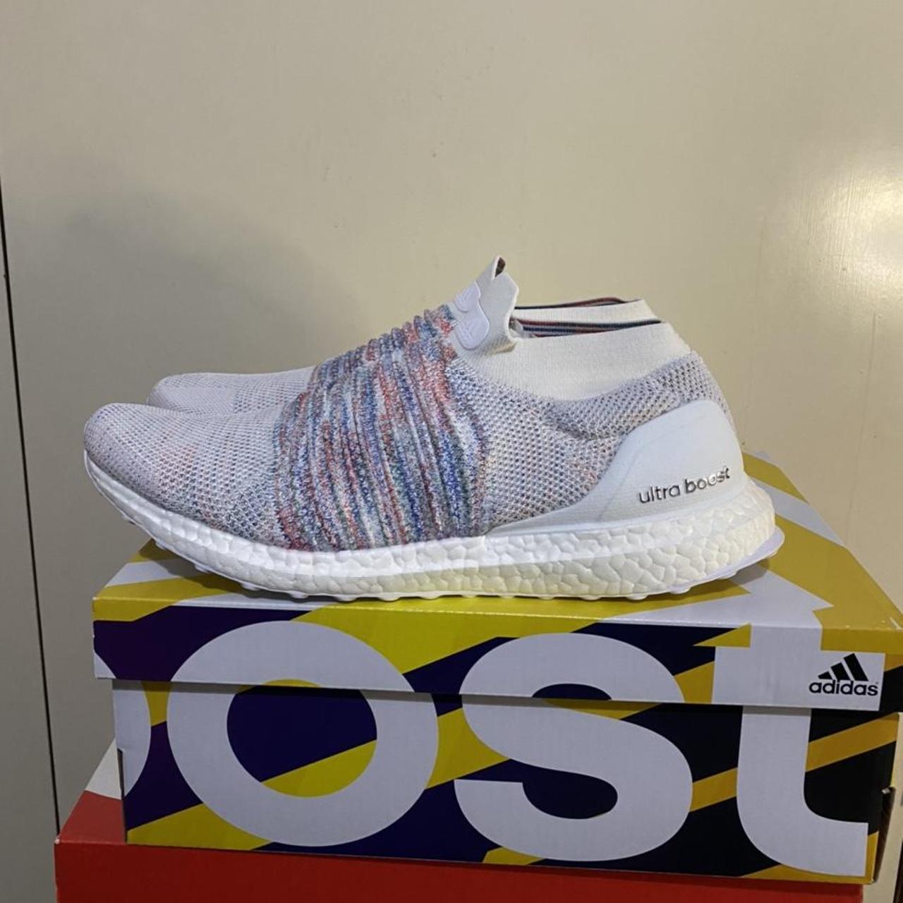 Adidas ultraboost 2024 laceless multicolor