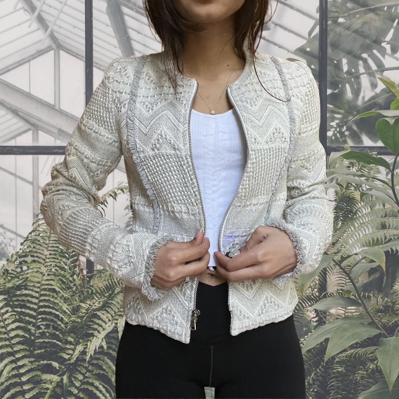 ུ۪ ﾟ｡ BOHO LIGHT GREY AND WHITE COWBOY FRINGE ZIP... Depop