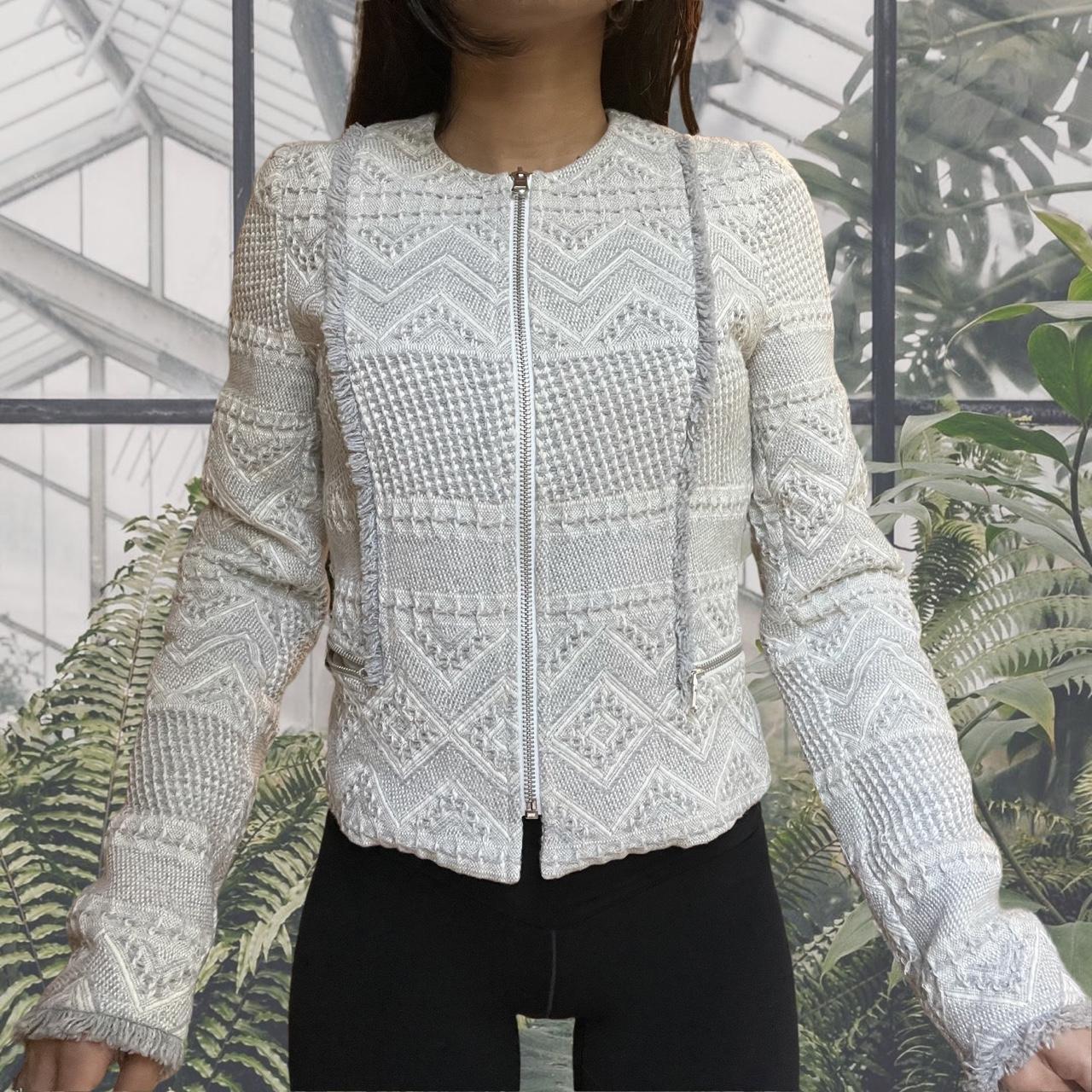 ུ۪ ﾟ｡ BOHO LIGHT GREY AND WHITE COWBOY FRINGE ZIP... Depop