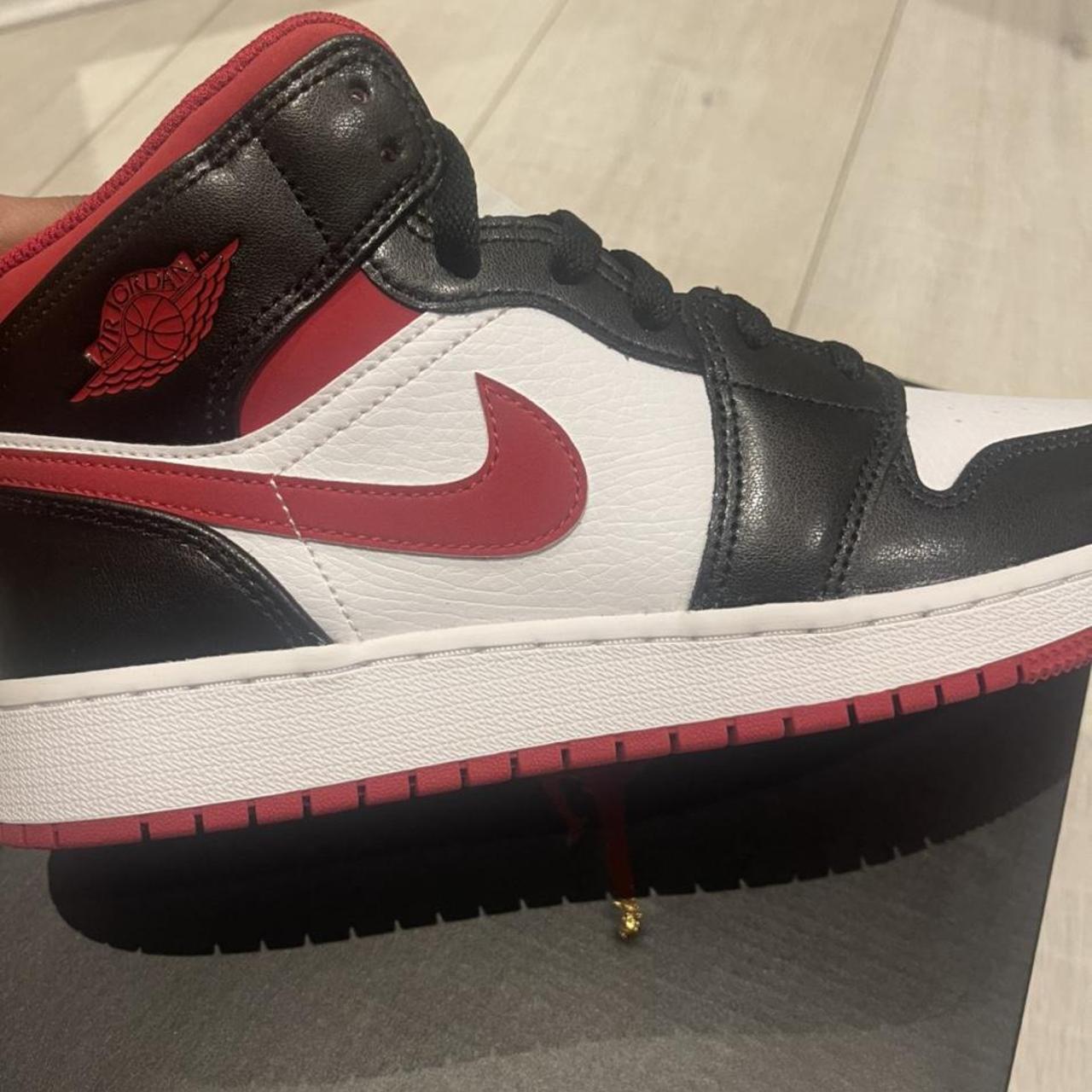 brand new air jordan 1