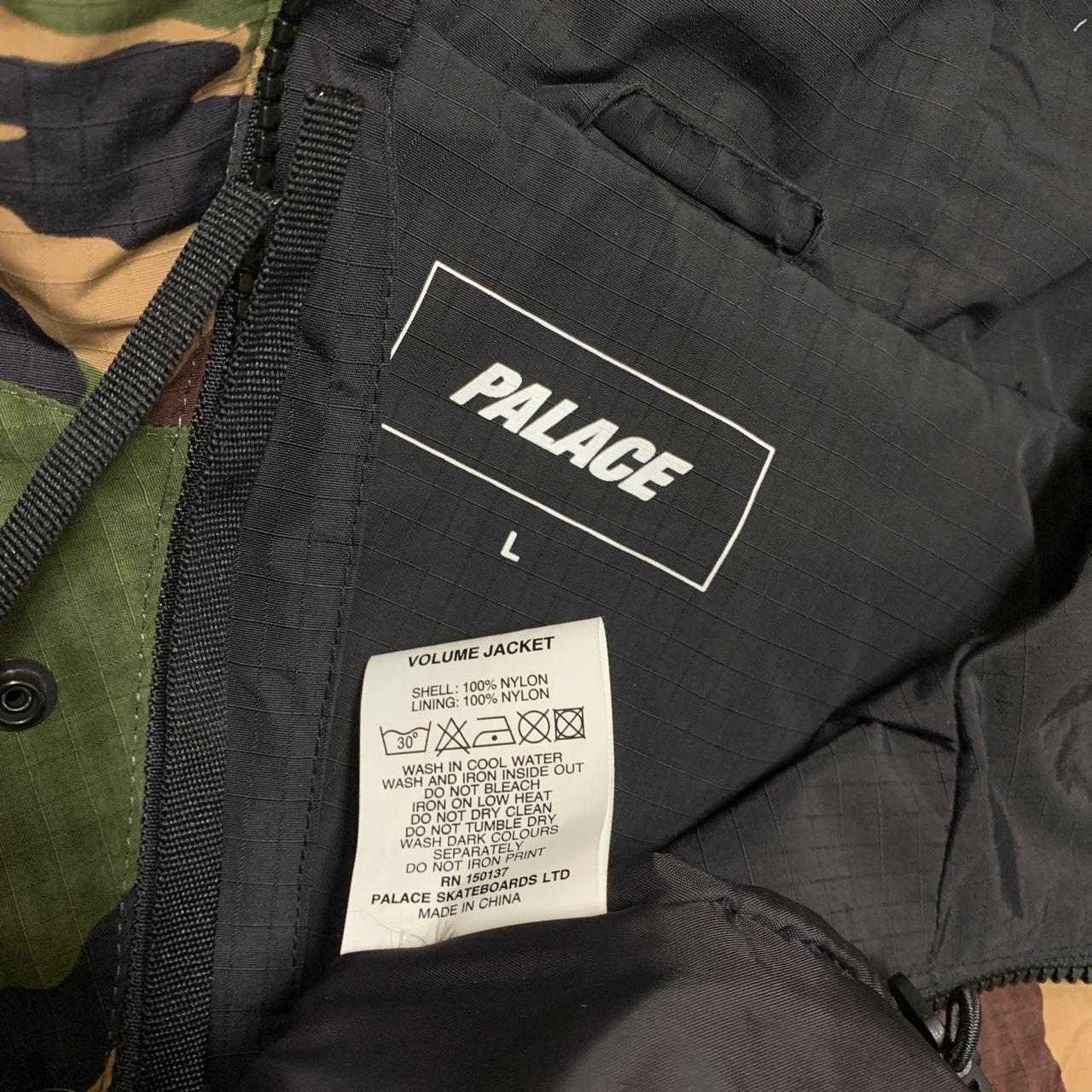 palace volume jacket black