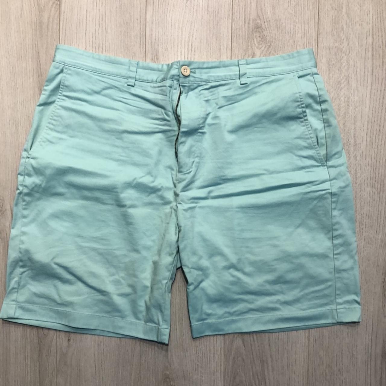 Vineyard Vines Men's Blue Shorts | Depop