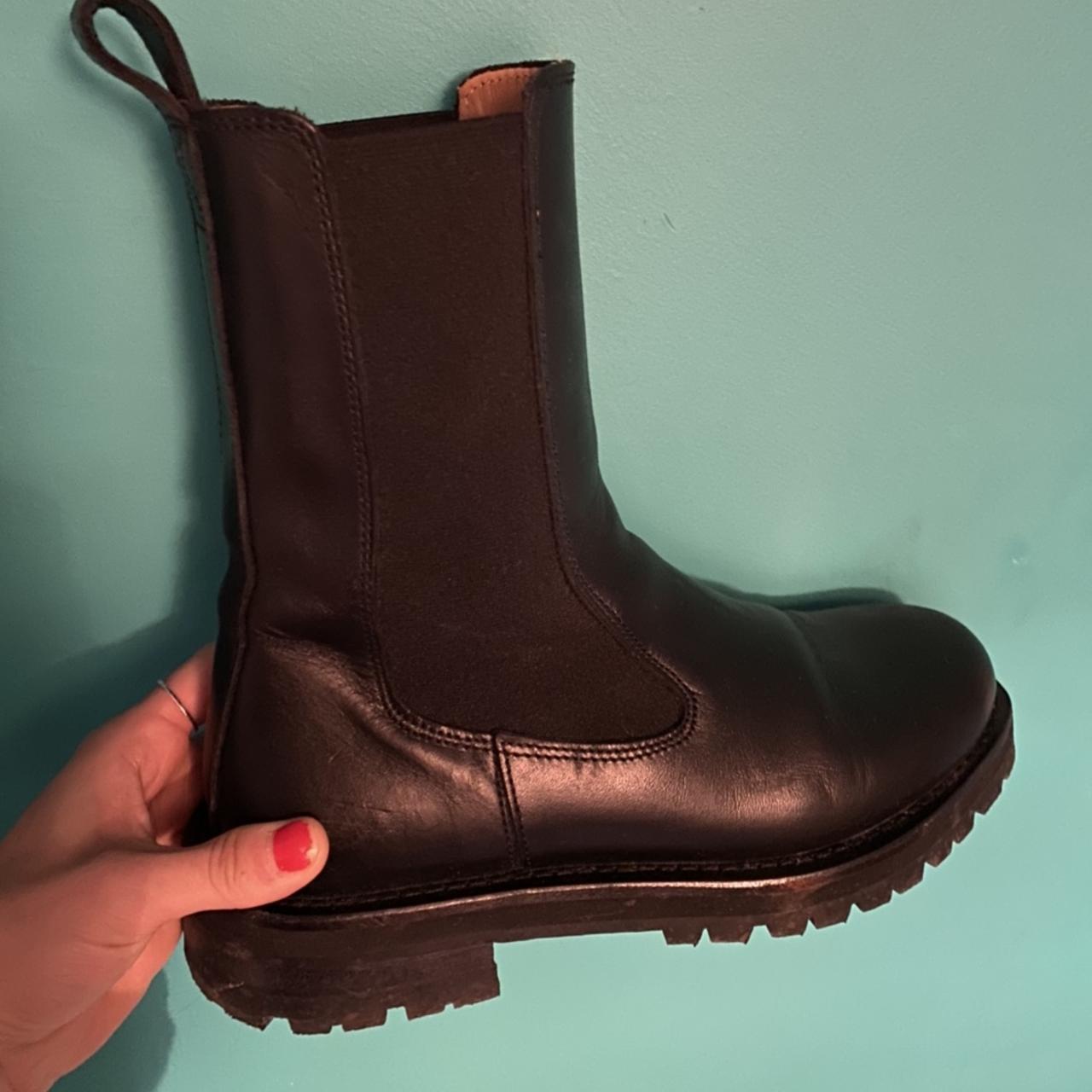 & other stories chunky sole leather chelsea boots