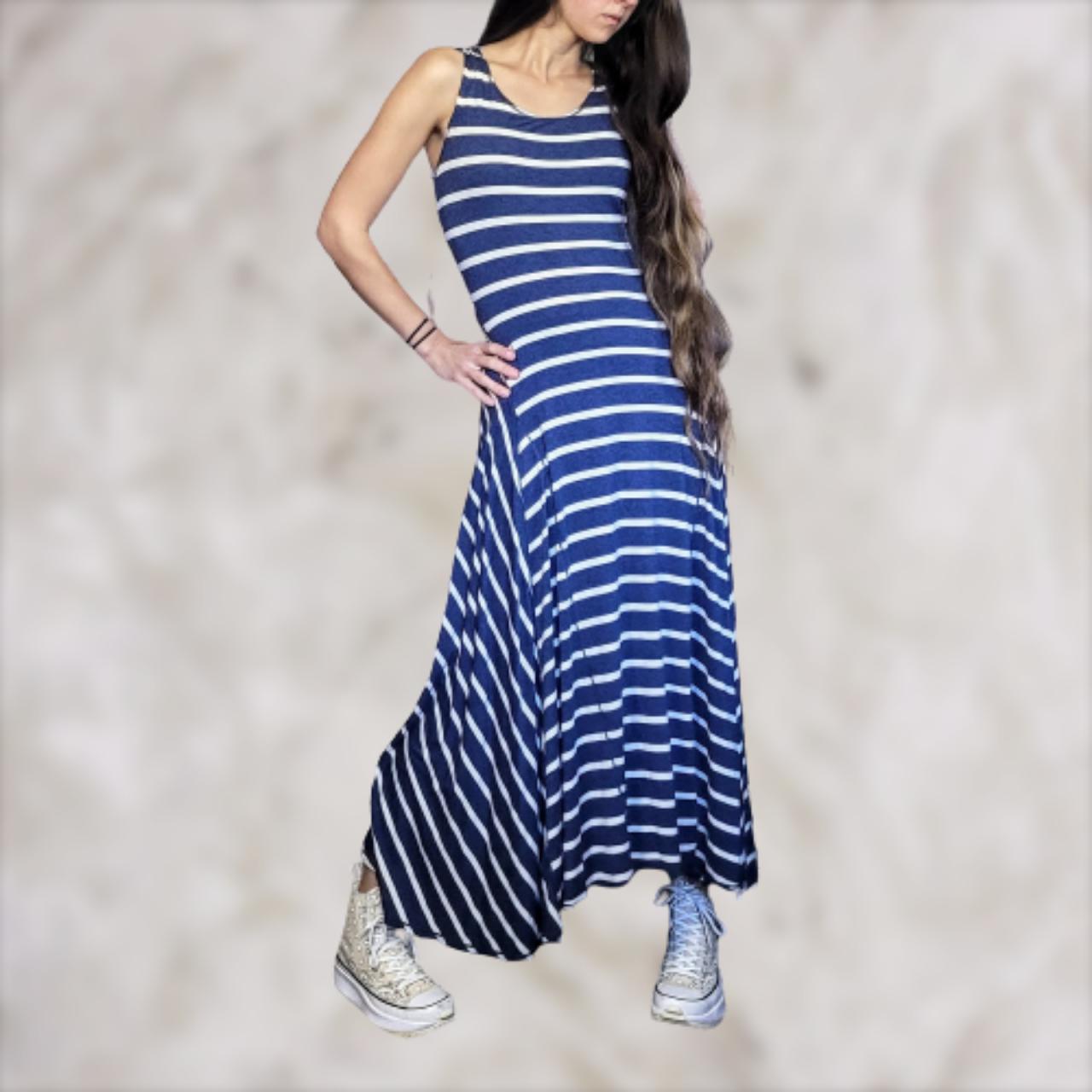 Max Studio Women's Blue and White Dress Depop