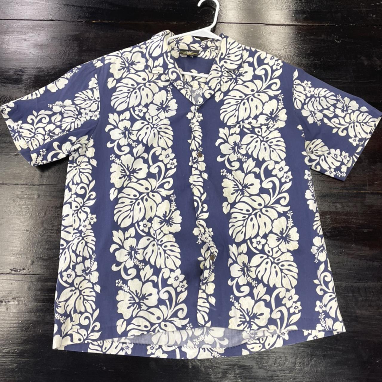 Vintage authentic Hawaiian dad shirt. MADE IN... - Depop