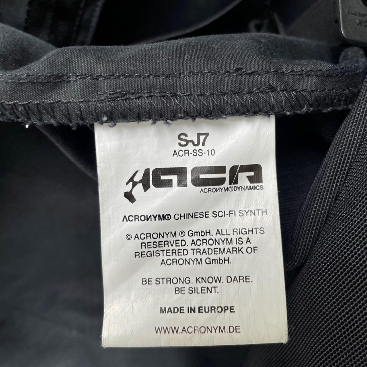 Acronym S-J7 Size:M condition:9/10 without plastic | Depop Acronym S-J7 Size:M condition:9/10 without plastic | Depop