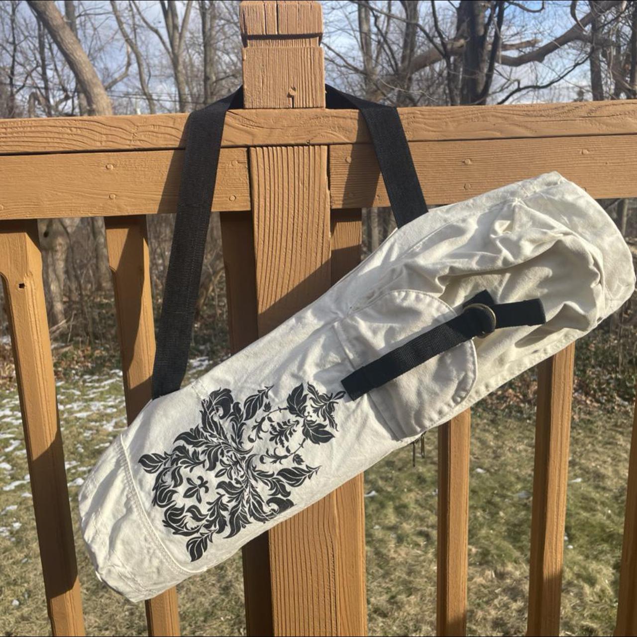 Gaiam Yoga Mat Bag Sling this bag over your... Depop