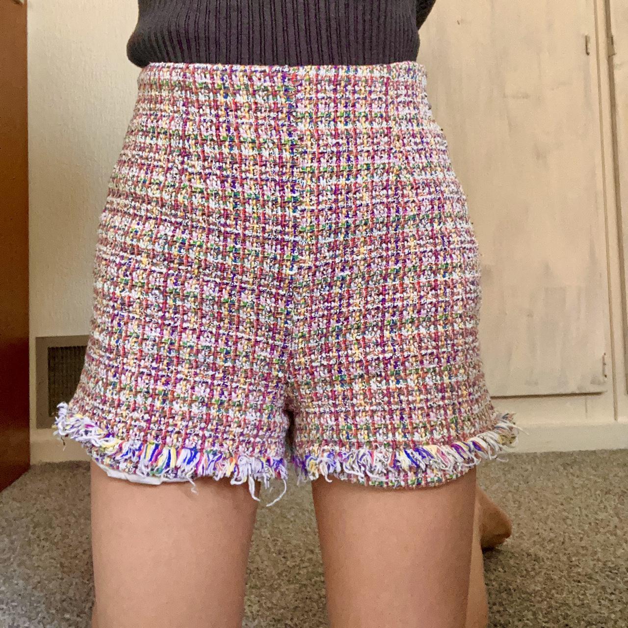 Zara tweed shorts in blush. Super cute smart casual Depop