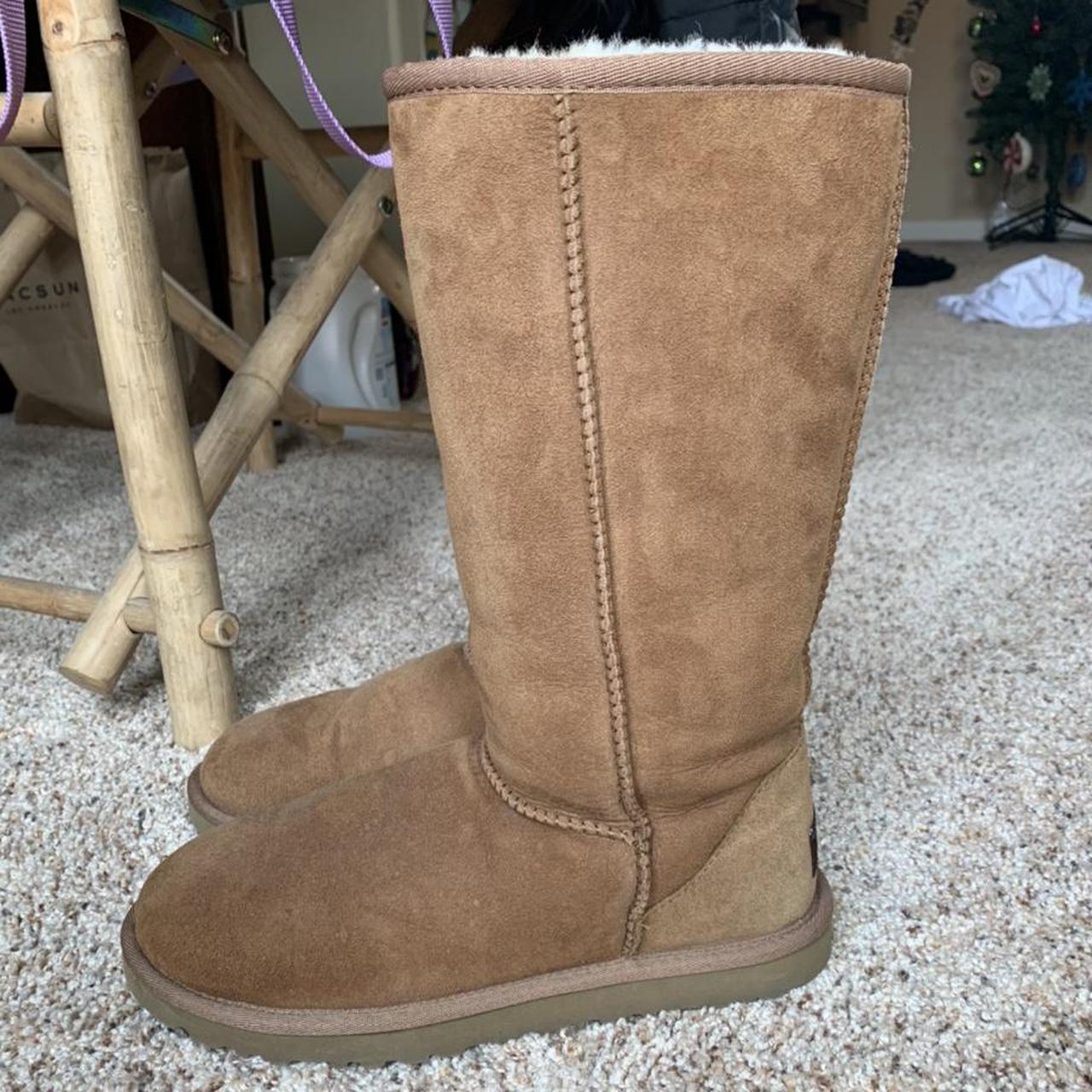 Womens SOLID COLOR uggs 65$ Variety of sizes Womens - Depop